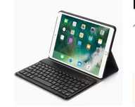 Nowe czarne etui z klawiaturą Apple Ipad
