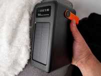 Потужний повербанк power bank з ліхтарем і сонячною панеллю
