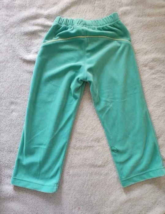 Śliczny miętowy dres Adidas welur r.104