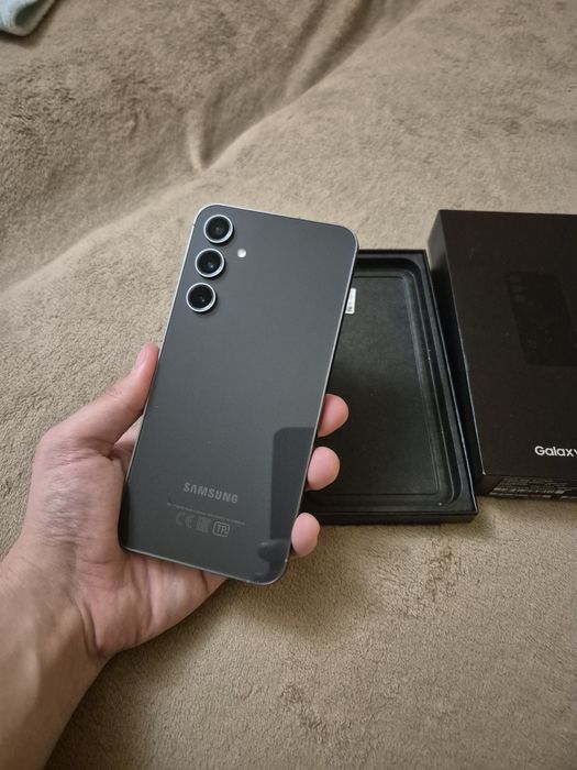 Samsung Galaxy S23 FE 8/256 официальный