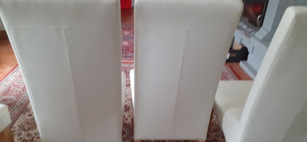 Krzesła Ysk kremowe, skóra ekologiczna