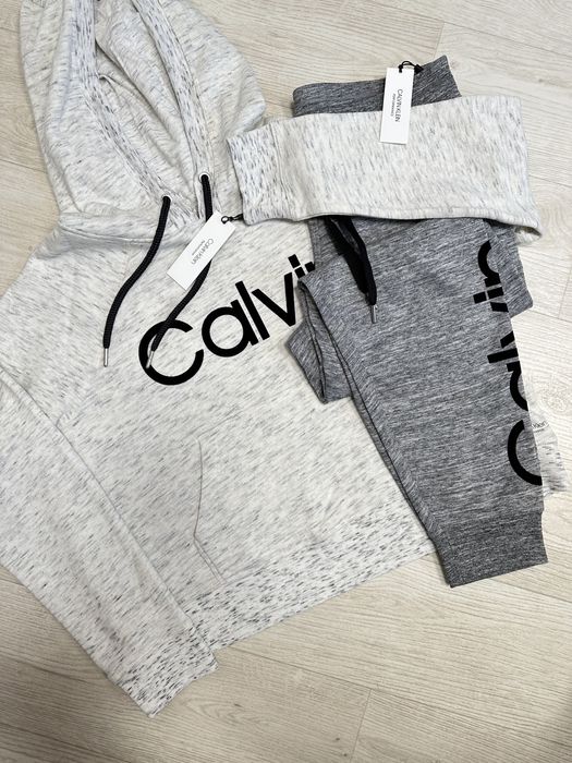 CALVIN KLEIN ОРИГІНАЛ. Світшот кофта худі сіра молочна бежева L XL