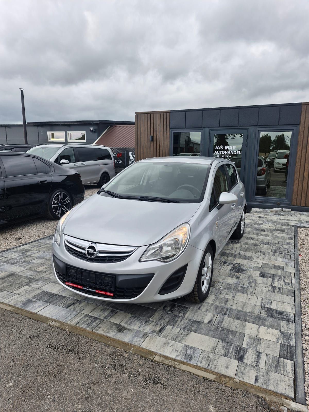 Opel Corsa 1.3 CDTI 95 ppps nawigacja klima alufelgi Bdb stan Zaprasza