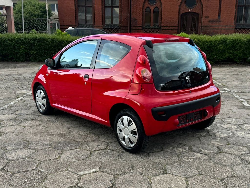 Peugeot 107 Czerwony 1.0 Benzynka Mały Przebieg Mega Stan Sam Zobacz.