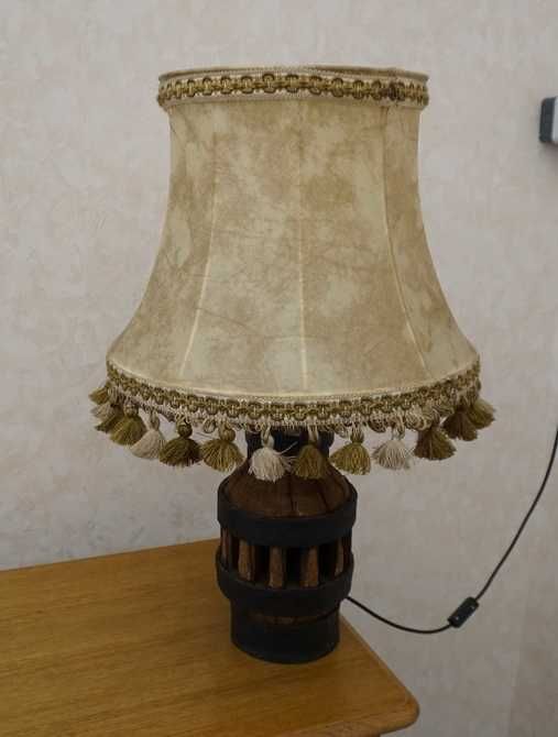 Lampa Stylowa z Piasty Drewnianego Koła Wozu ( d-960 )