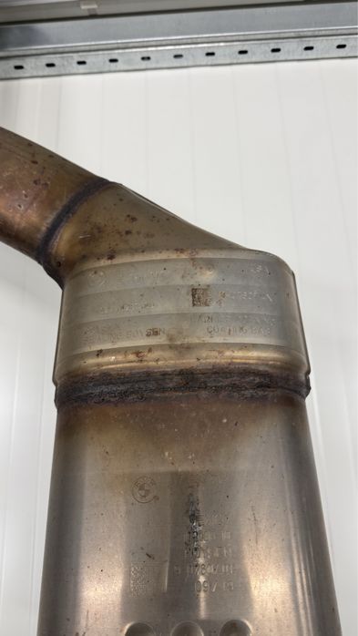 Вихлопна труба бмв g20 глушник каталізатор резонатор бмв заслонув