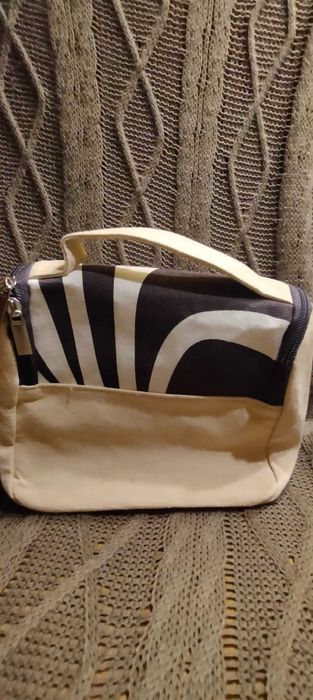 Płócienna kosmetyczka