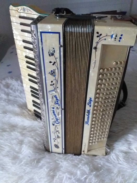 Akordeon Frambach cztero chórowy