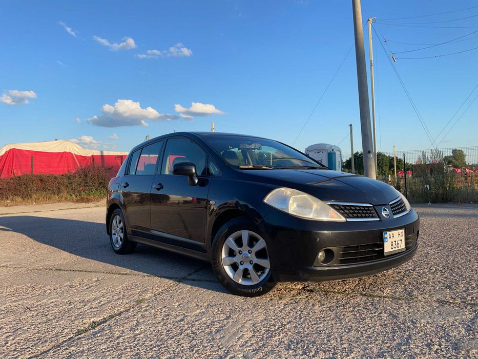Продам Nissan Tiida 1.6/єдиний власник/повна історія обслуговування
