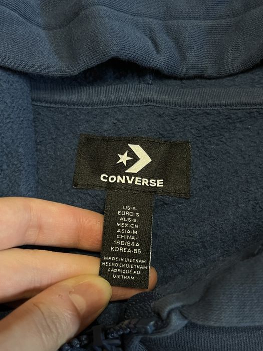 Нова толстовка від Converse