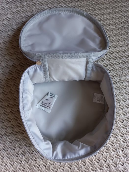 Bolsa para cosméticos AVON ANEW