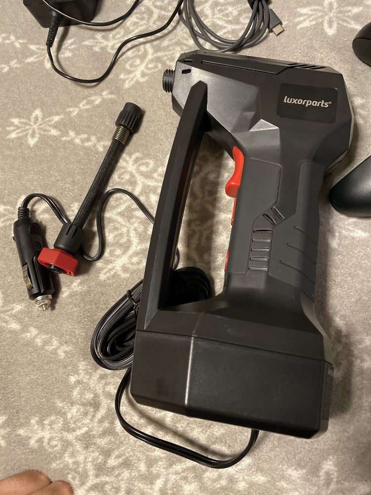 Kompresor 12v luxotparts
