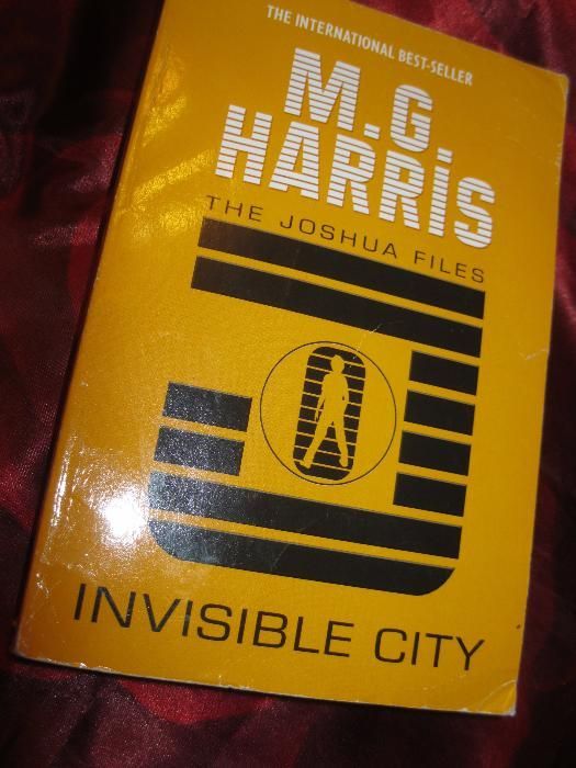 М.Г. Харрис INVISIBLE city (THE JOSHUA FILES) английском языке книга