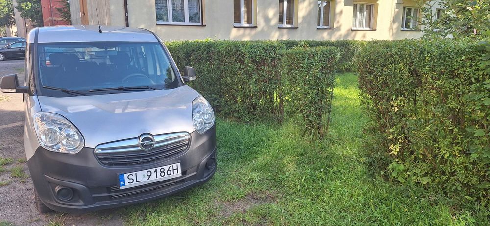 Opel Combo D 5 osobowy 2018r vat 23 %