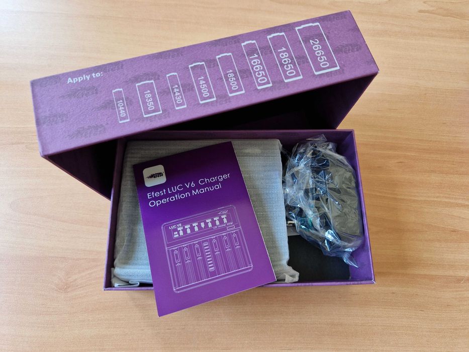 Carregador LUC V4 + V6 EFEST LCD Universal