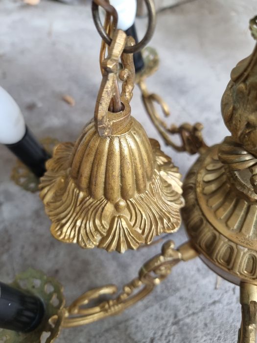 Antyk mosiężny żyrandol