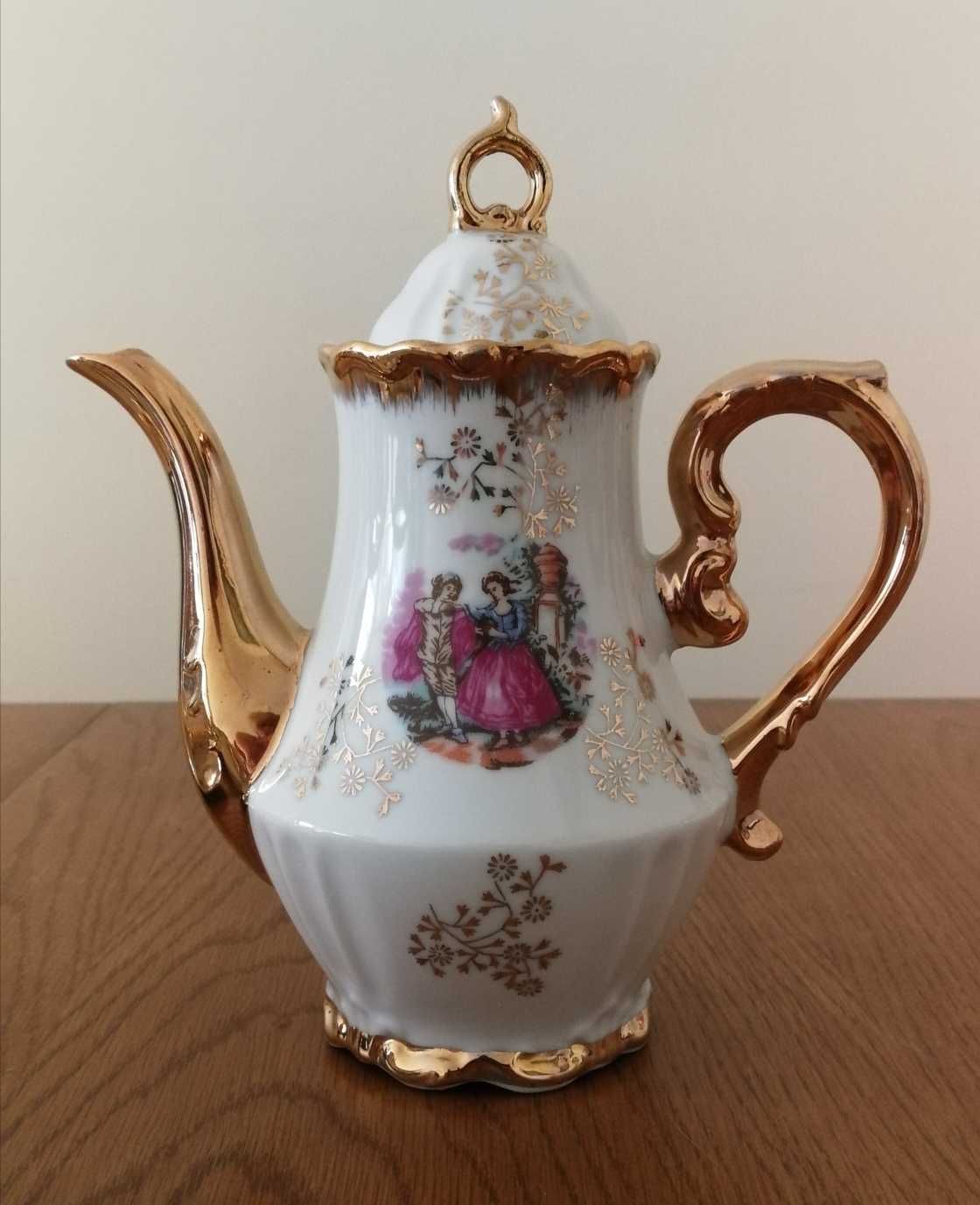 Serwis kawowy – zestaw – japońska porcelana – dzbanek z pozytwką