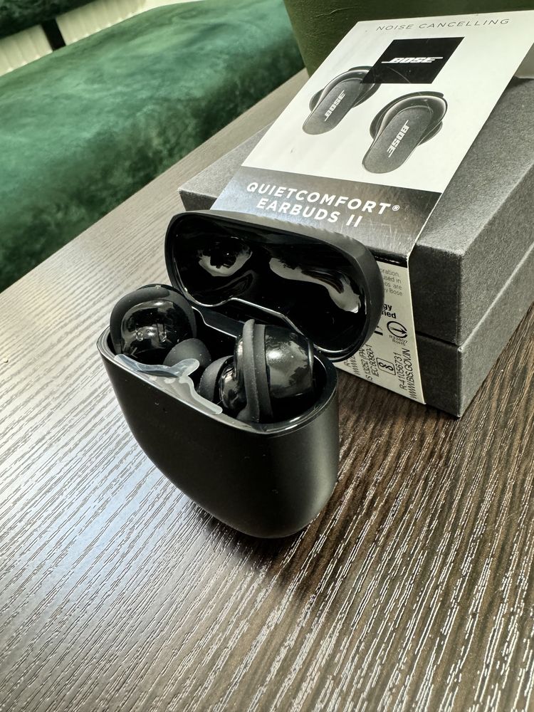 Навушники  QuietComfort Earbuds II Black