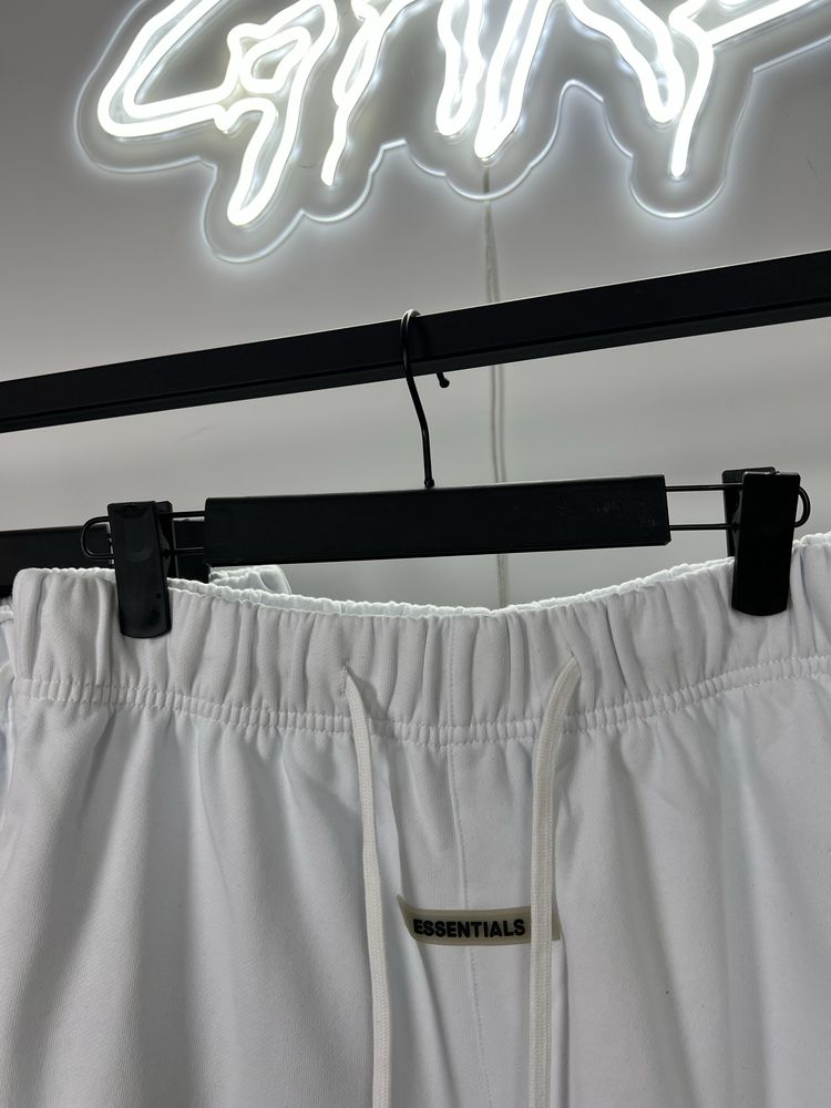 ‼️SWAG‼️ Шорти Fear of God Essentials / есеншл eric emanuel