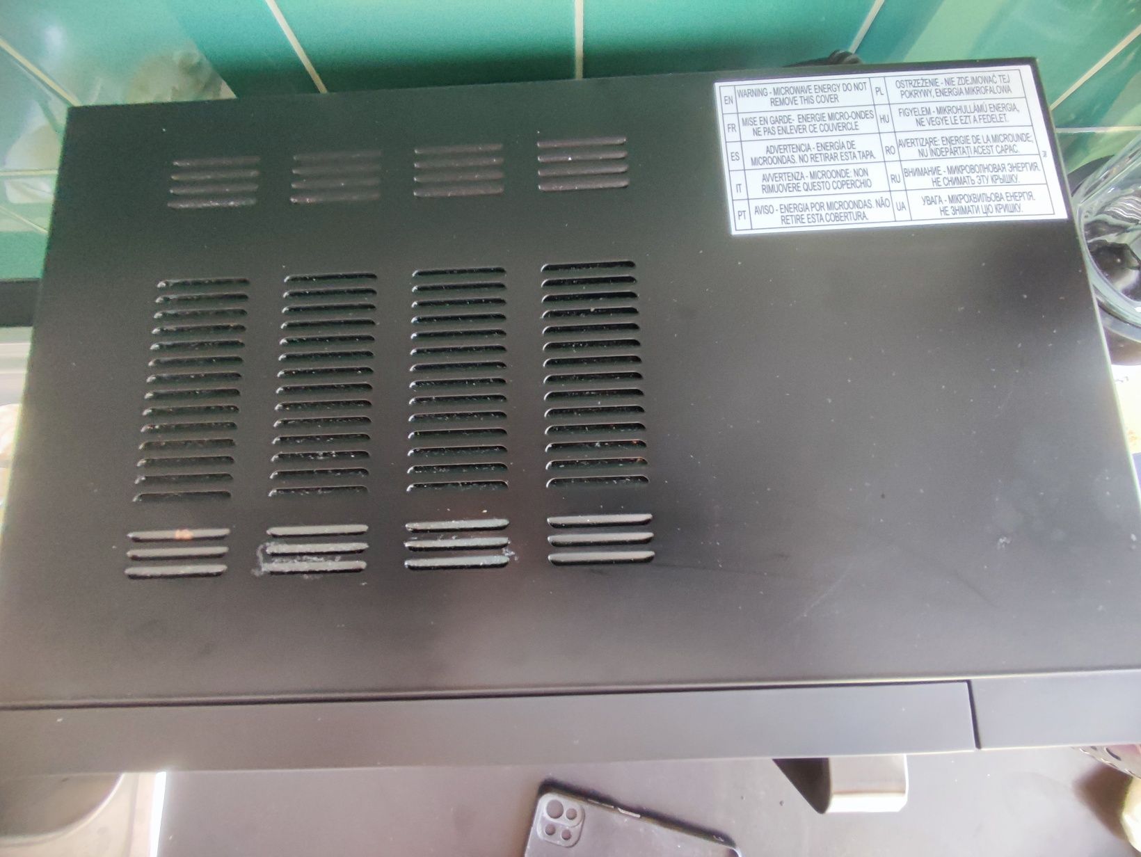 Microondas Qilive 152343 Black 700W 20L