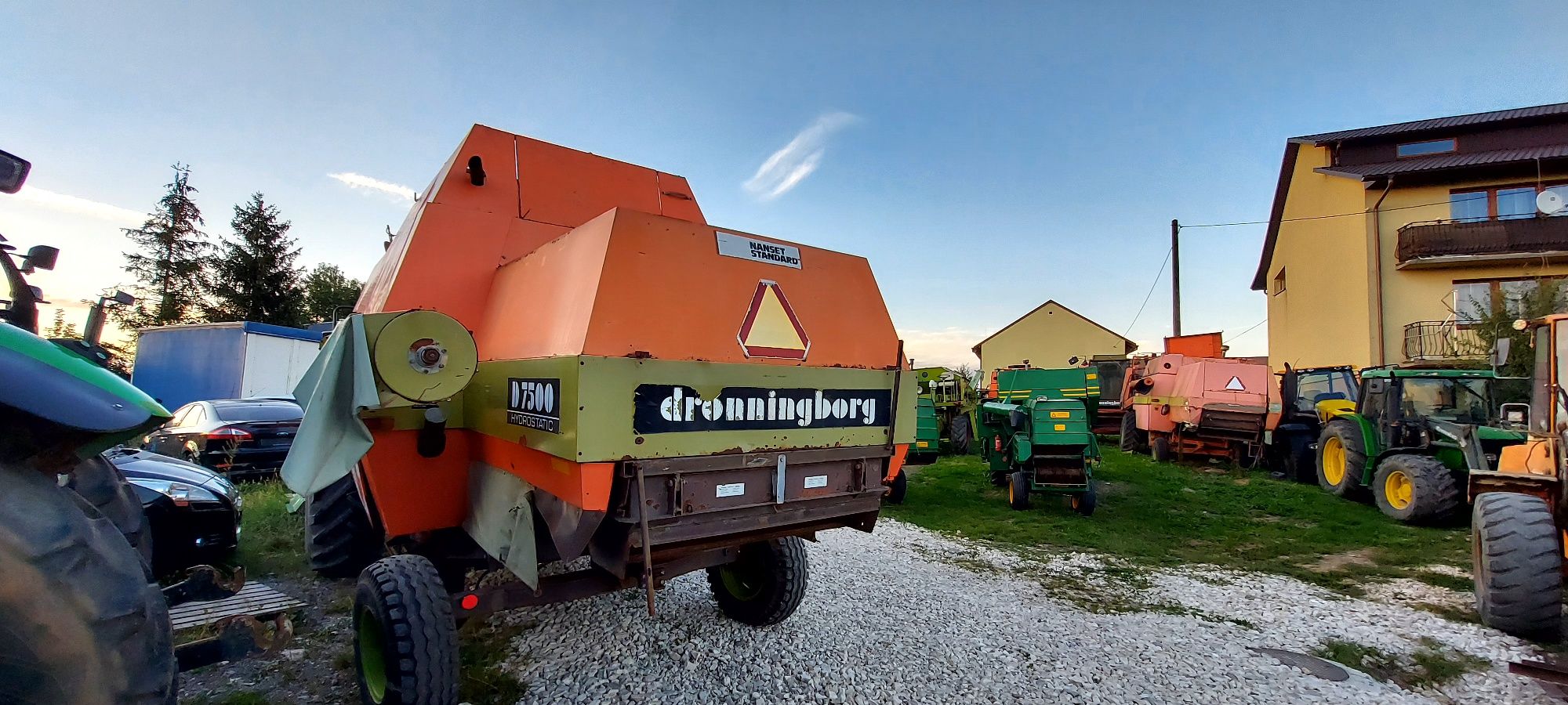 Dronningborg 4000 ,7500 hydrostatic Ferguson 22 24  31
