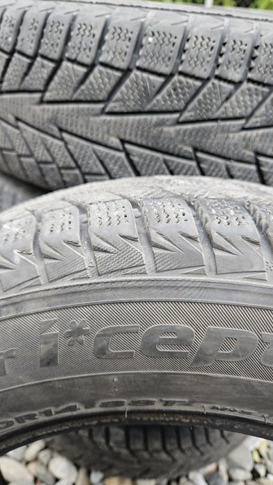 Зимова резина Б/У Hankook winter I'cept IZ2 175/70 R14 88T