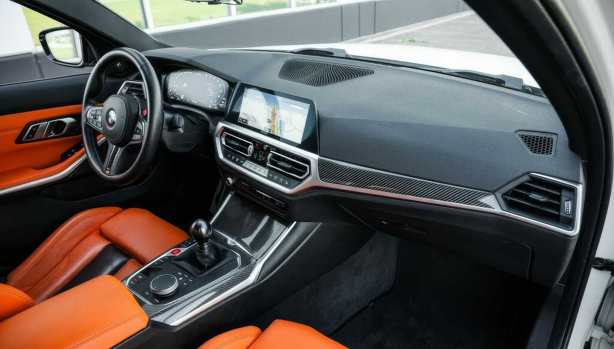 BMW M3      2021