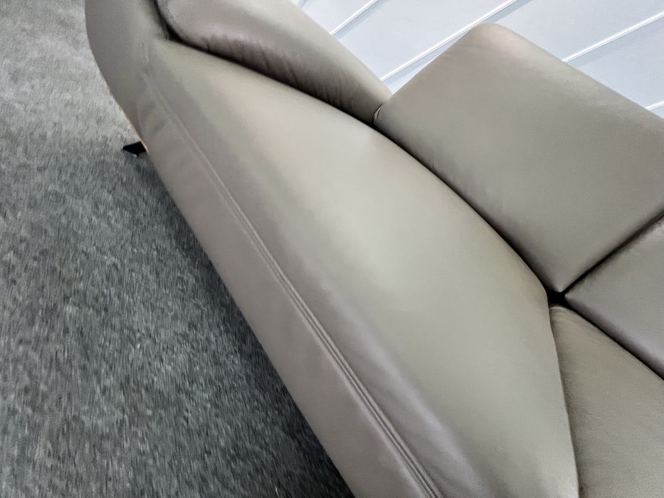 Два великі шкіряні дивани пуфік XXL шкіряні виставкові