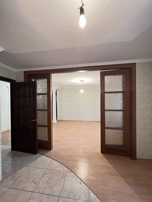 В Продажу 4 к к з євроремонтом на Шосейній