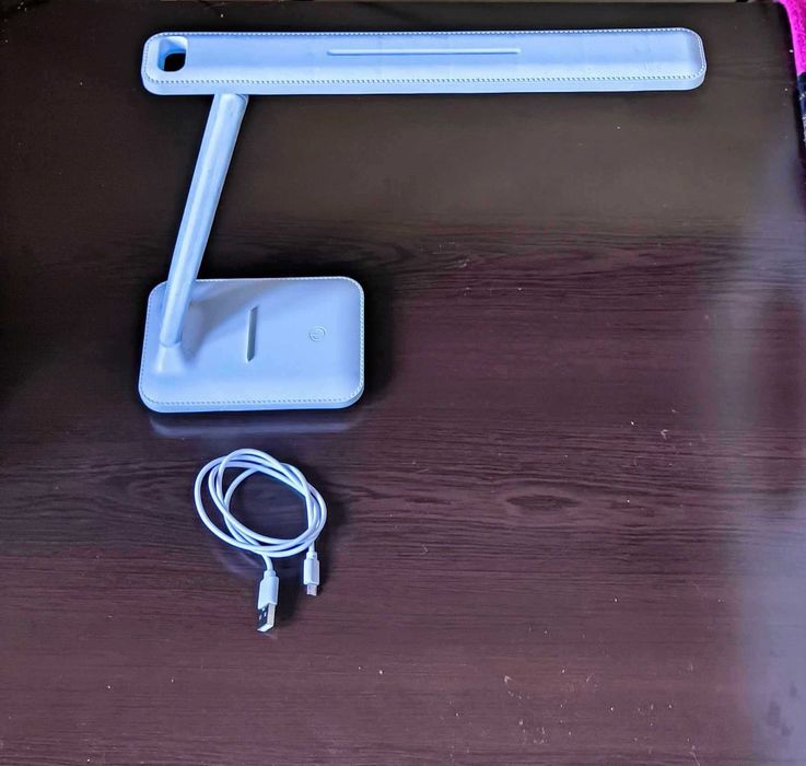 Lampa lampka biurkowa na biurko mała ledowa led biała składana
