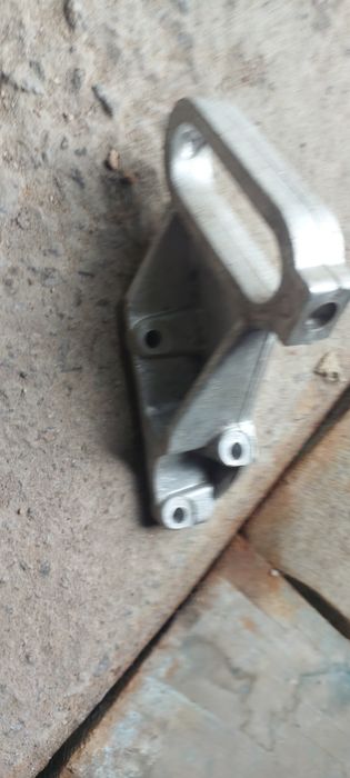 Кронштейн натяжного устройства компресора ЯМЗ