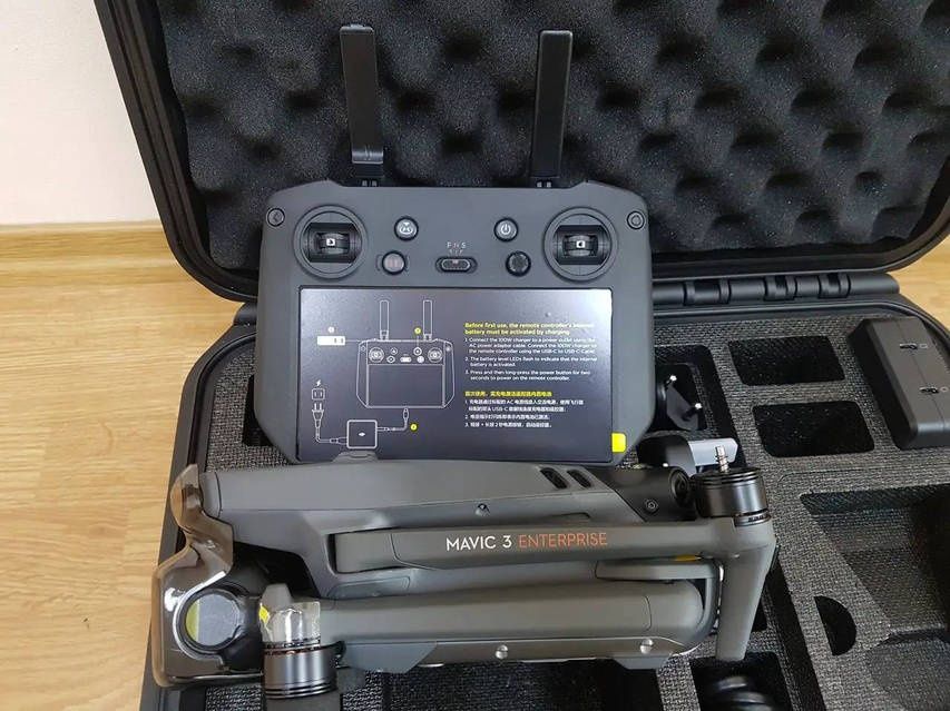 Продам універсальний пульт dji RC pro.