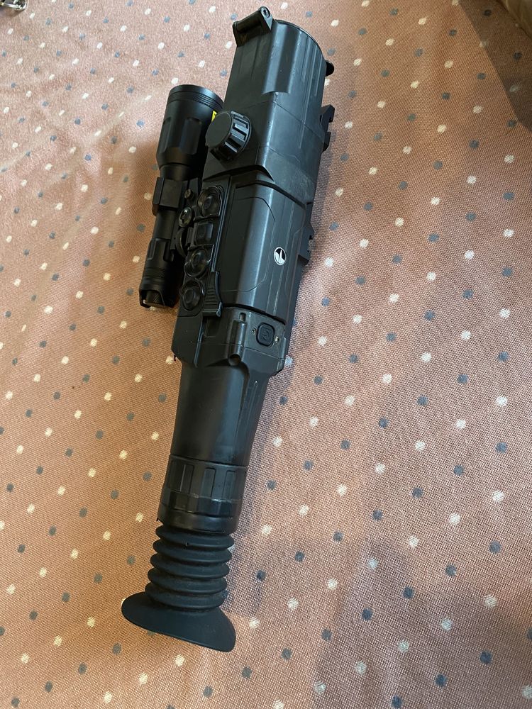 Noktowizor Pulsar Digisight N455 z x-hog