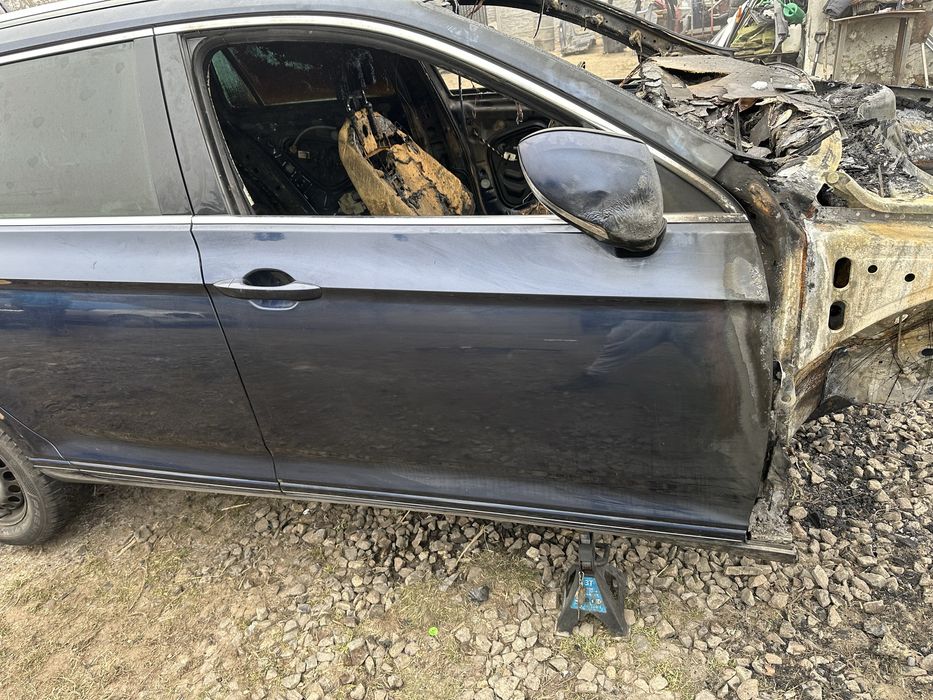 Drzwi passat b8 przód prawe
