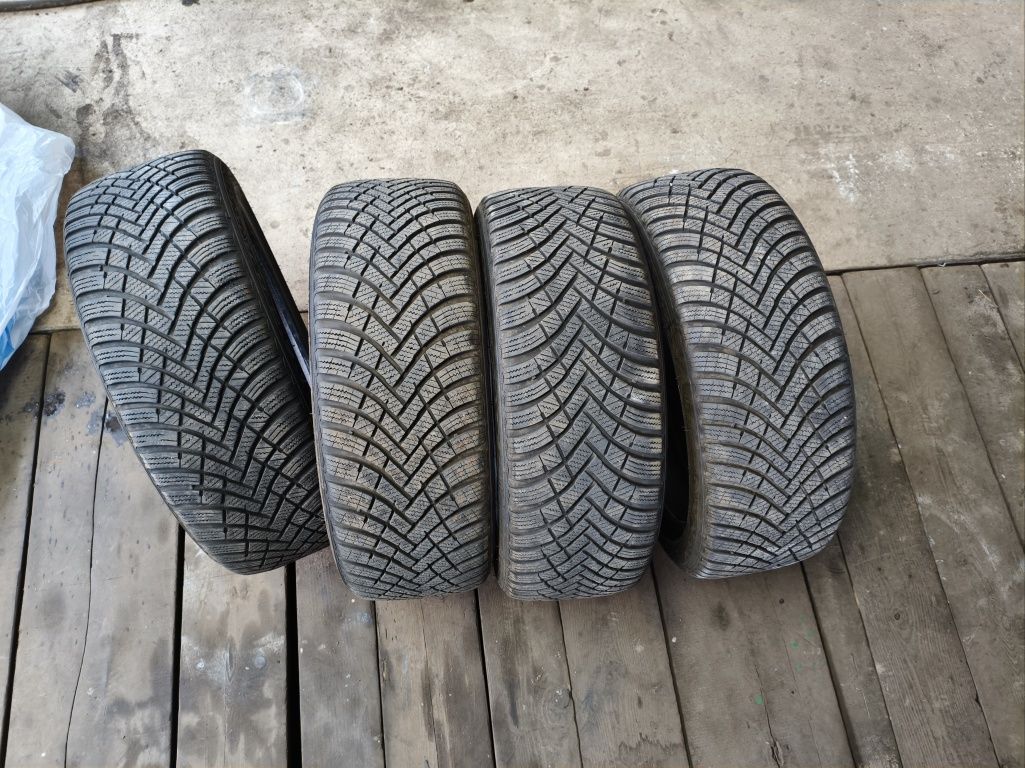 4x Opony zimowe Hankook Winter i*cept r17 2023r