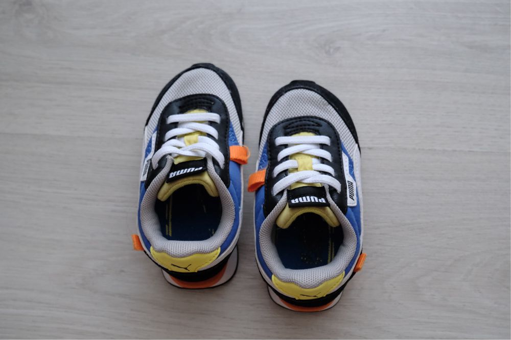 Дитячі кросівки puma