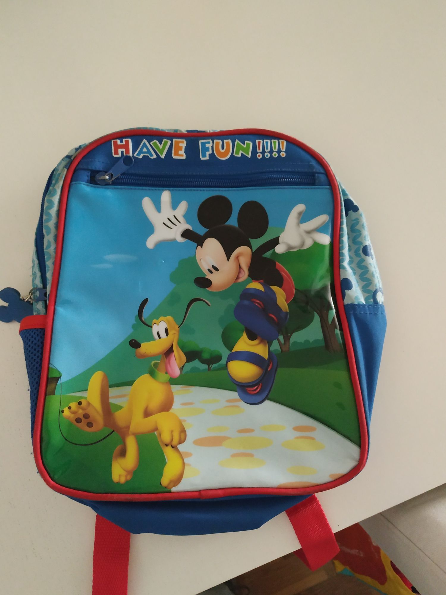 Mochila Mickey em óptimo estado