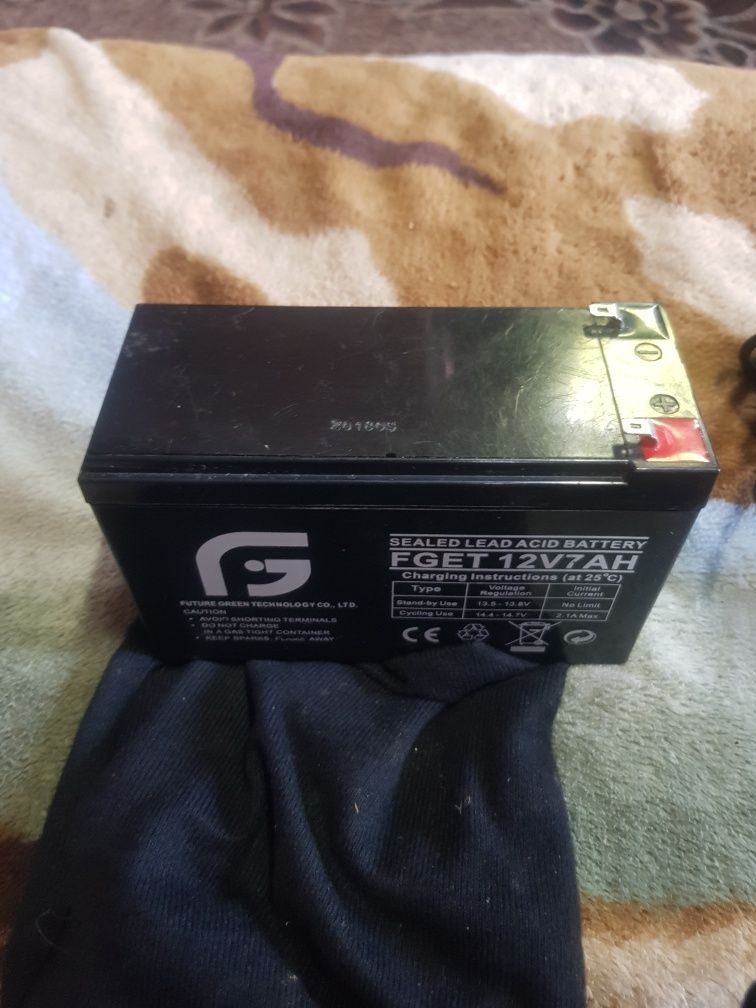Продам ехолот humminbird piranha max 220