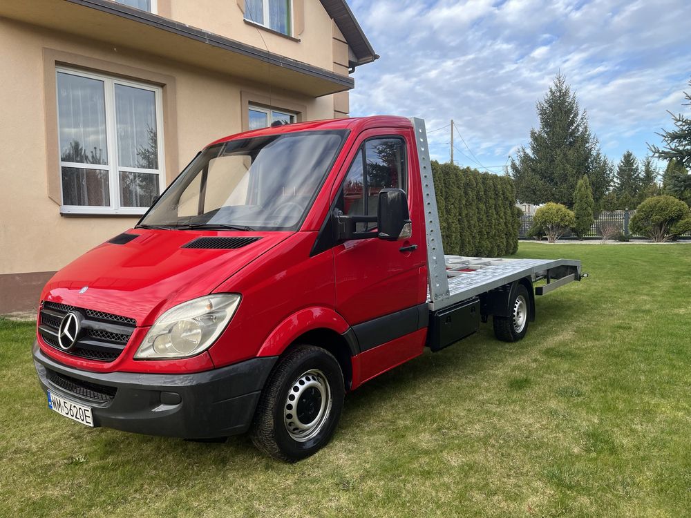 Mercedes-Benz sprinter autolaweta 3.2 cdi 4.7m hak tempomat pneumatyka