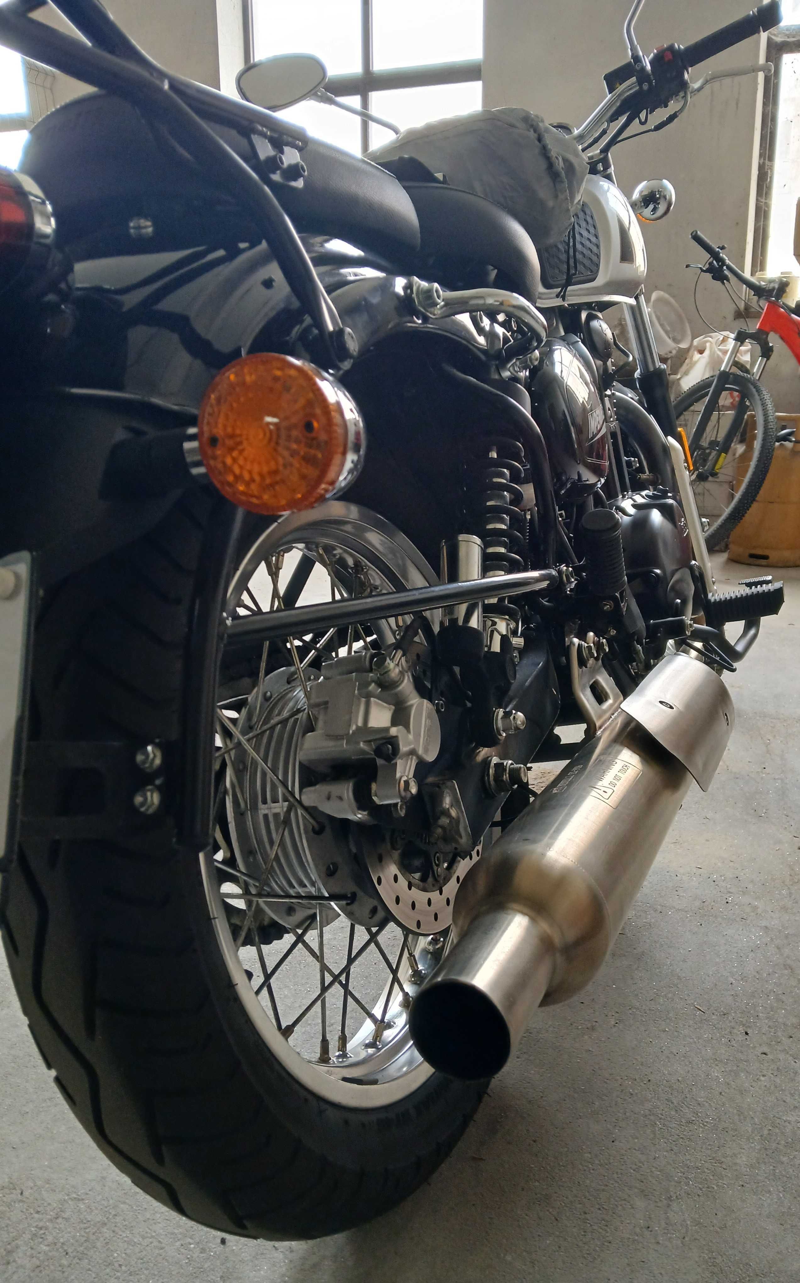 Benelli Imperiale 400 | 2021 | 18.000 km | Como Nova!