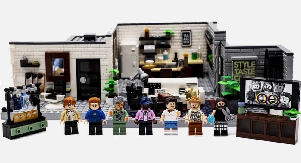 LEGO 10291 - Queer Eye - The Fab 5 Loft