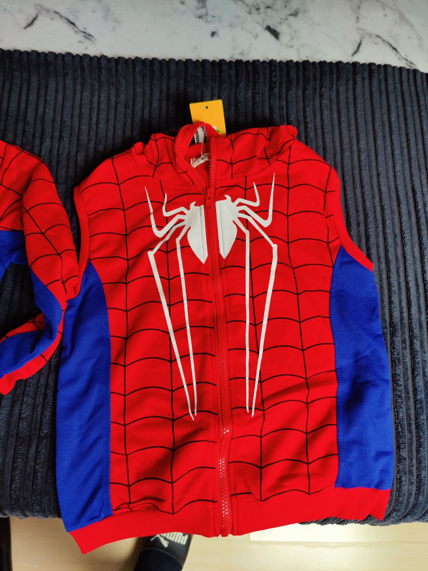 Dres Spiderman 3 częściowy rozmiar 128