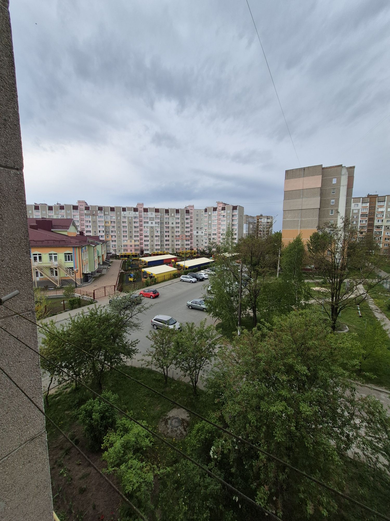 Продам чотирикімнатну квартиру на Масанах