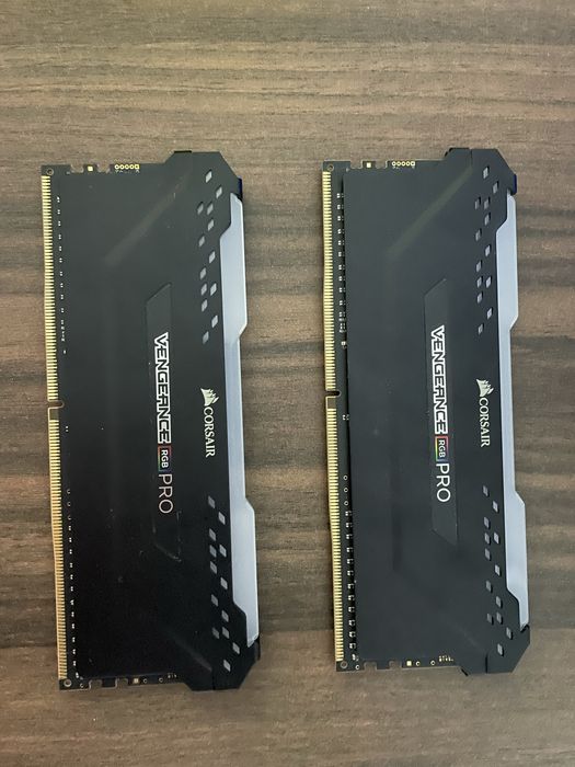 Memória RAM Corsair Vengeance RGB Pro DDR4 3200hz 16gb