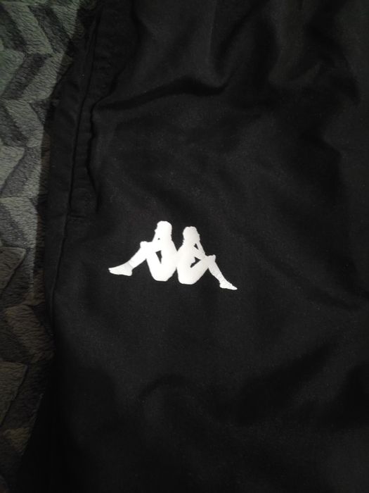 Нейлонові штани Kappa на лампасах розмір: М