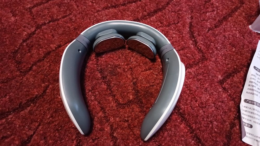 Масажер електро імпульсний