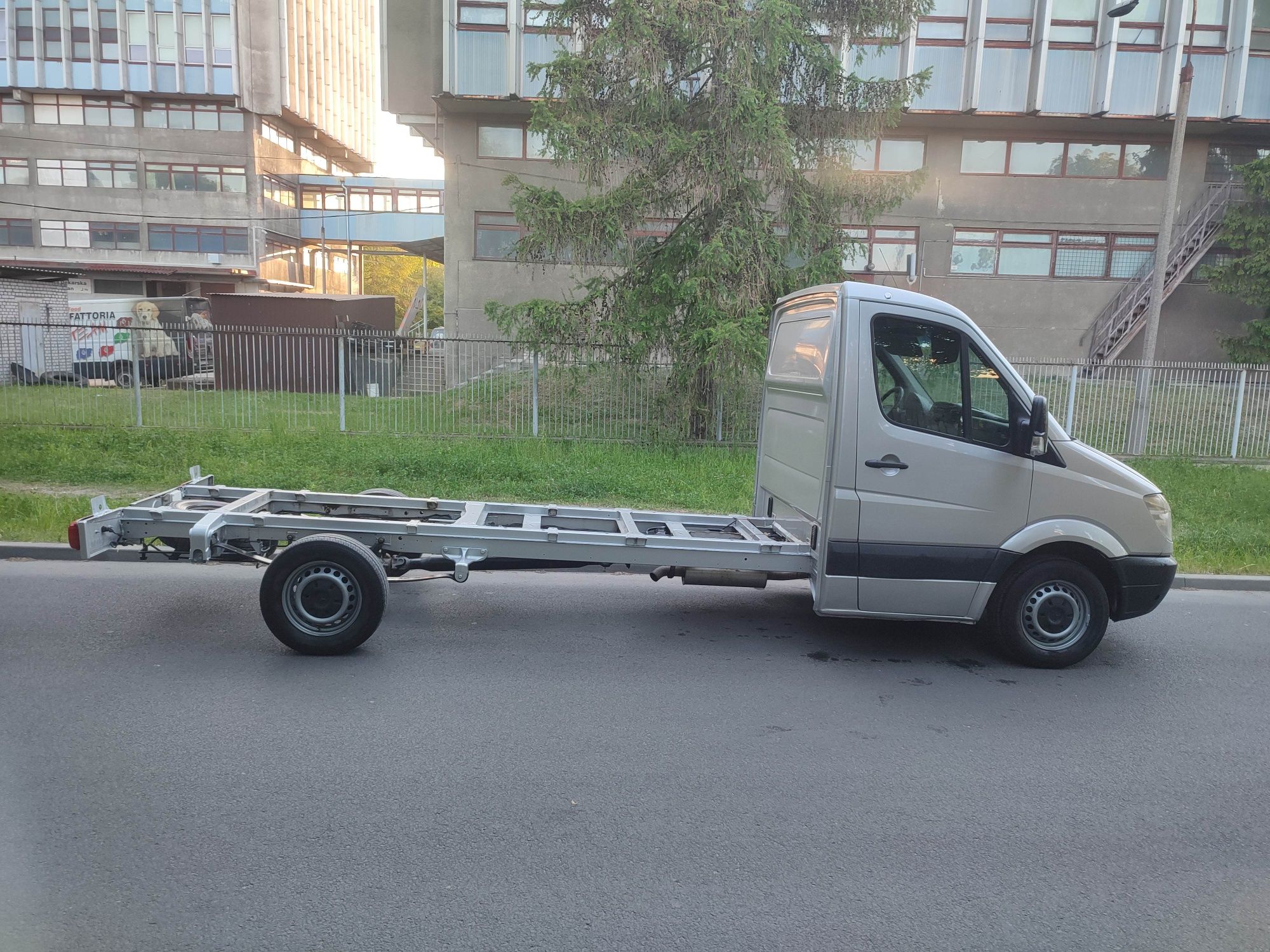 Mercedes-Benz sprinter 2.2 150 koni Rama