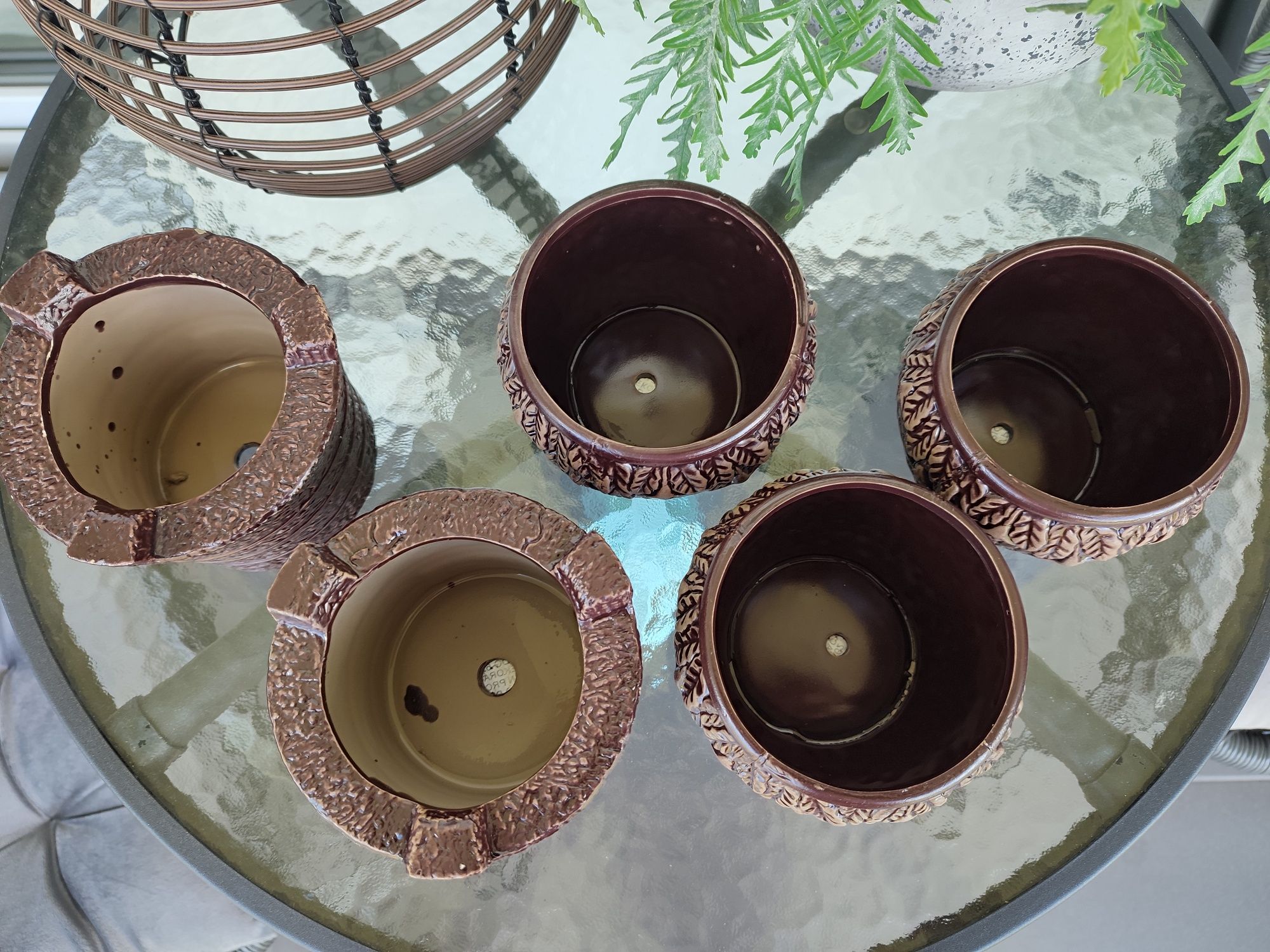 Zestaw 5 ceramicznych małych doniczek