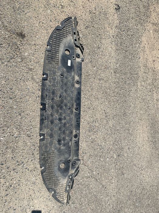 Пильник Бампера Ford Mustang Mach E