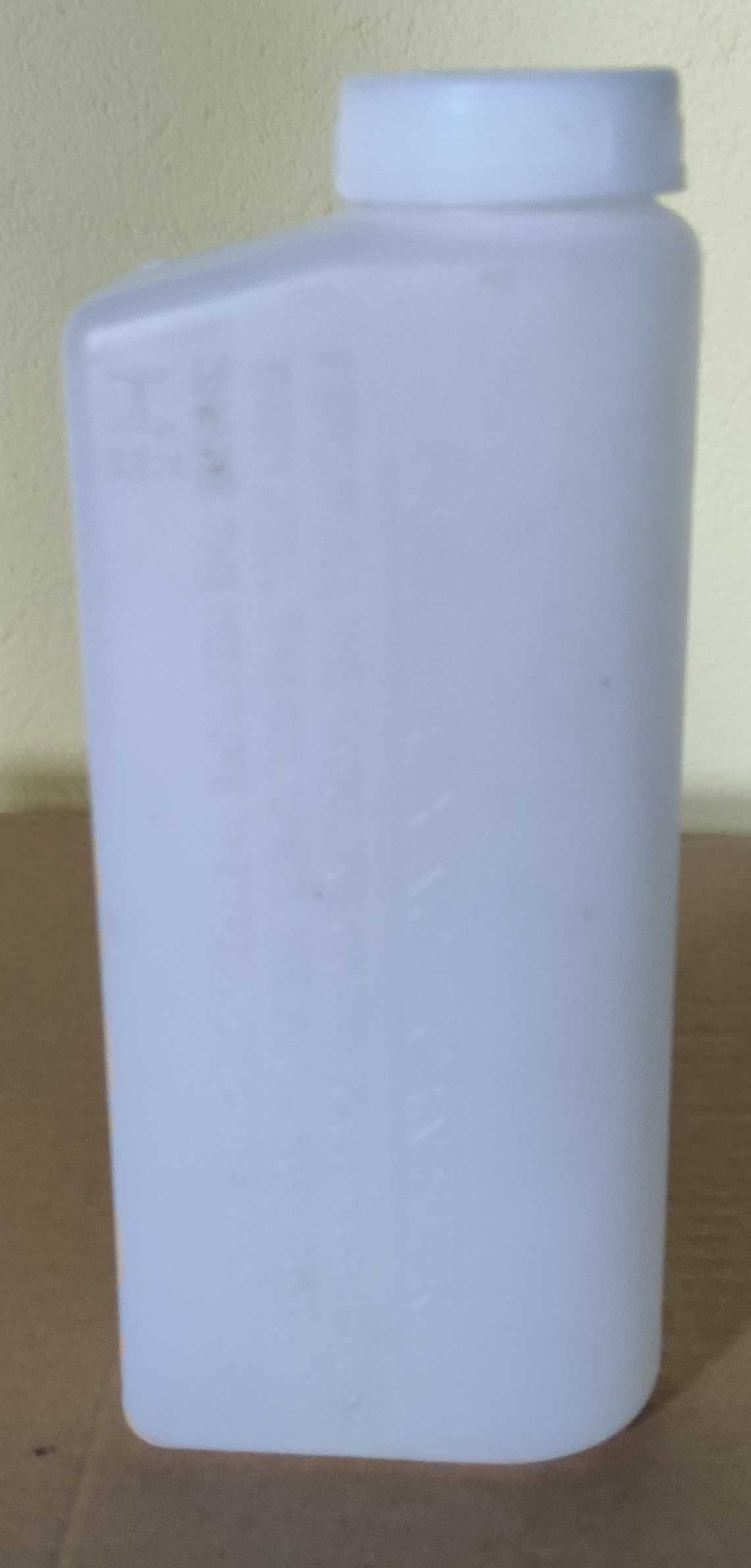 Garrafa de mistura de combustível pequena para máquinas a 2 tempos